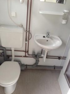 Doppelanlage mit Sanitärabteil_1221 (1)